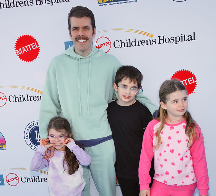 Perez Hilton’s Family Launches GoFundMe To Help Raise His Kids, Amid Reports Of Permanent ‘Disfigurement’ And Fresh Concerns Perez Hilton’s Family Launches GoFundMe To Help Raise His Kids, Amid Reports Of Permanent ‘Disfigurement’ And Fresh Concerns