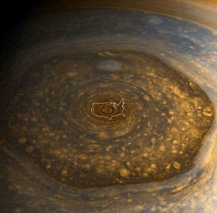 Not Everyone Is Terrified Of Massive Objects, But These 75 Pics Might Have You Thinking Otherwise