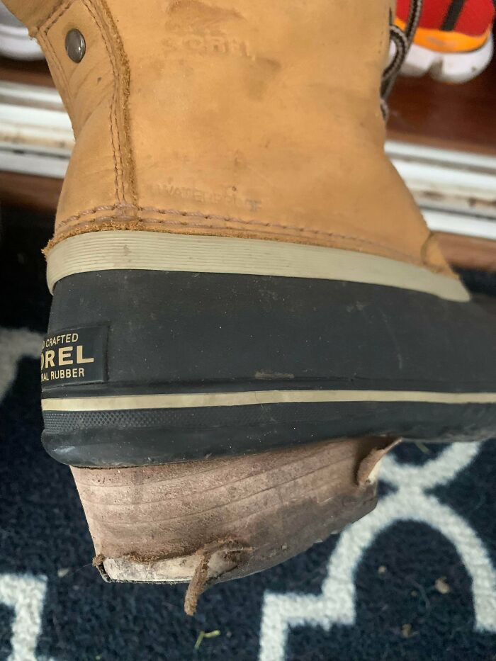 58 &ldquo;Buy It For Life&rdquo; Products That Didn’t Survive Long Enough To Justify The Price