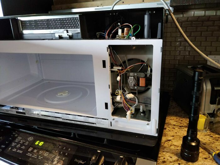 58 &ldquo;Buy It For Life&rdquo; Products That Didn’t Survive Long Enough To Justify The Price