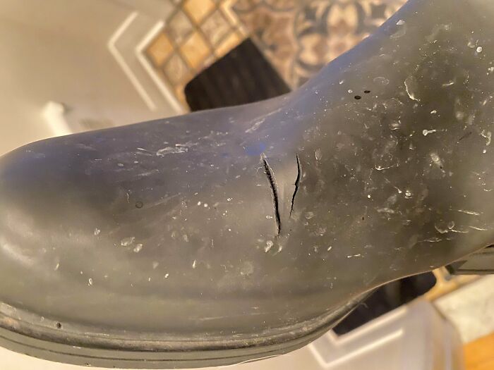58 &ldquo;Buy It For Life&rdquo; Products That Didn’t Survive Long Enough To Justify The Price