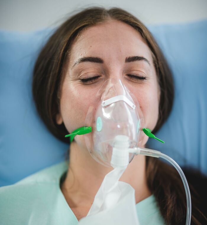Anesthesiologists Spill The Tea On 75 Of The Most Bizarre Things People Said Under Medication Anesthesiologists Spill The Tea On 75 Of The Most Bizarre Things People Said Under Medication