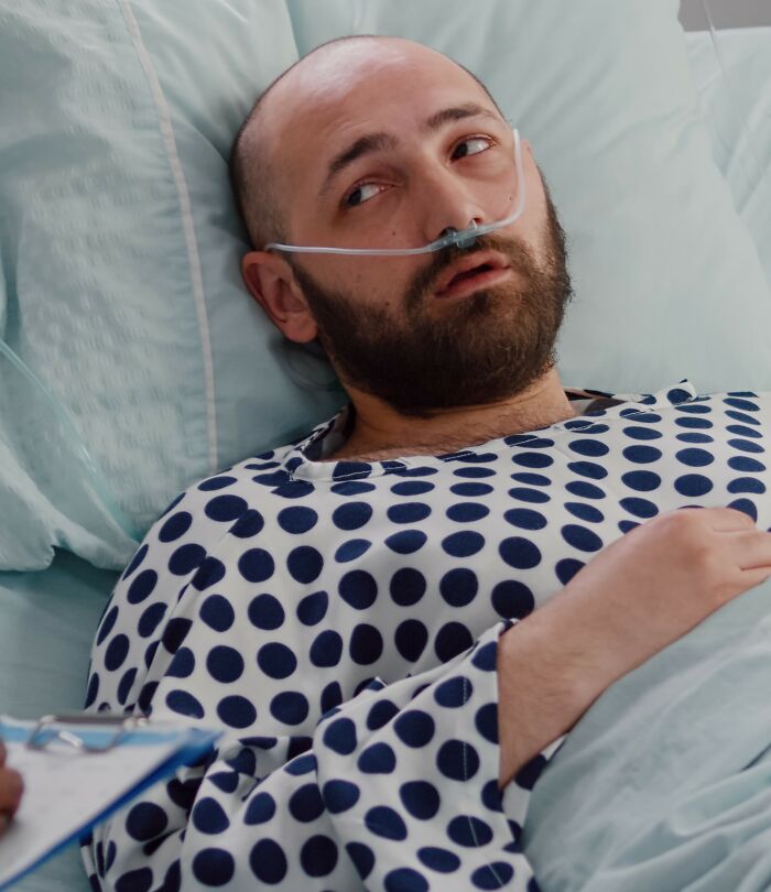 Anesthesiologists Spill The Tea On 75 Of The Most Bizarre Things People Said Under Medication Anesthesiologists Spill The Tea On 75 Of The Most Bizarre Things People Said Under Medication