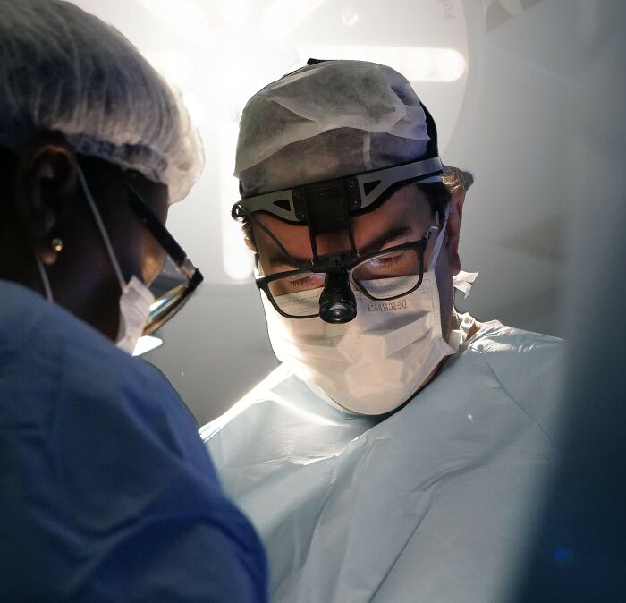 Anesthesiologists Spill The Tea On 75 Of The Most Bizarre Things People Said Under Medication Anesthesiologists Spill The Tea On 75 Of The Most Bizarre Things People Said Under Medication