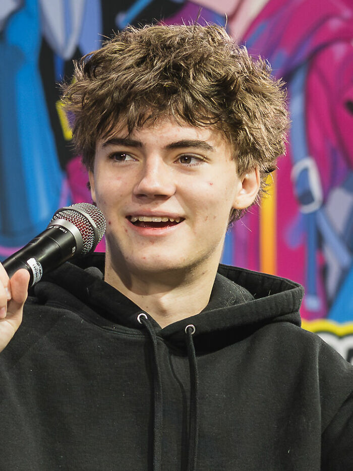 Jackson Robert Scott: Bio And Career Highlights Jackson Robert Scott: Bio And Career Highlights