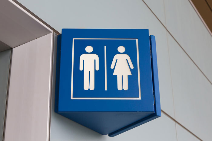 Trans Woman Stirs The Pot By Going Into The Men’s Bathroom And People Have A Lot To Say