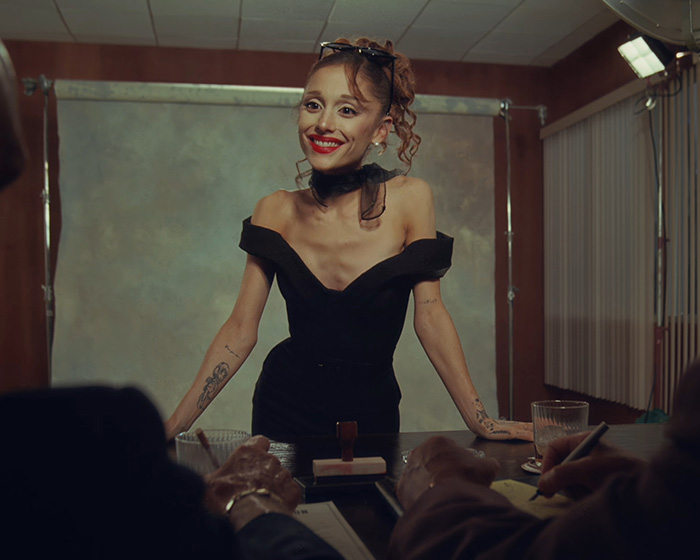 “Scariest Photo I’ve Seen Of Her Yet”: New Ariana Grande Snaps Spur Worry As People Note Concerning Detail “Scariest Photo I’ve Seen Of Her Yet”: New Ariana Grande Snaps Spur Worry As People Note Concerning Detail