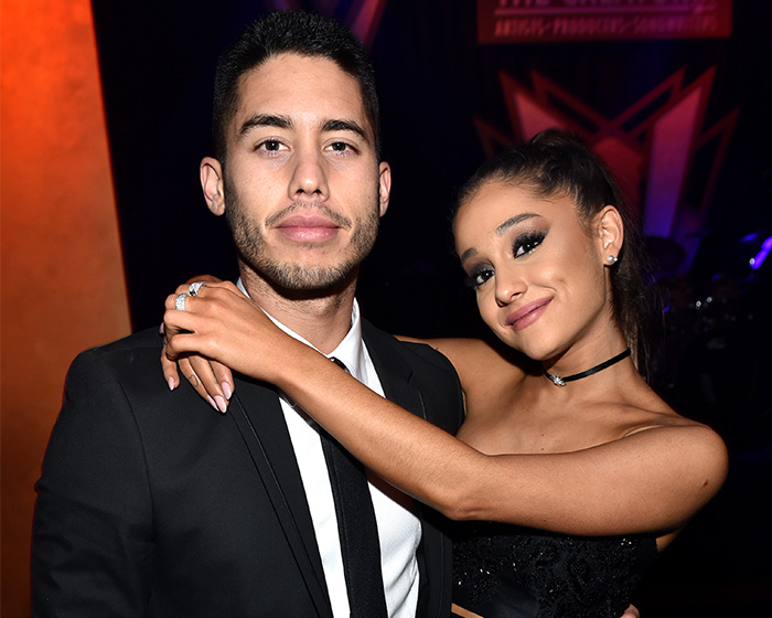 “Scariest Photo I’ve Seen Of Her Yet”: New Ariana Grande Snaps Spur Worry As People Note Concerning Detail “Scariest Photo I’ve Seen Of Her Yet”: New Ariana Grande Snaps Spur Worry As People Note Concerning Detail
