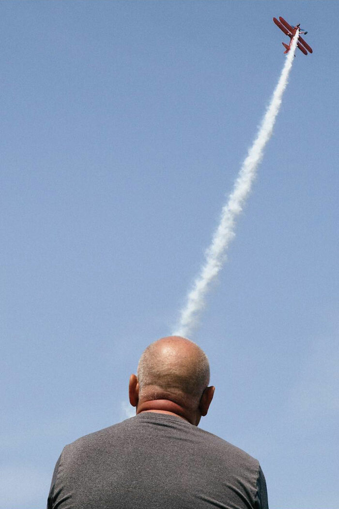 61 Perfectly Timed Street Photos By Jeremy Paige That Might Make You Look Twice 61 Perfectly Timed Street Photos By Jeremy Paige That Might Make You Look Twice