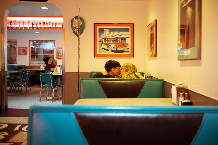 61 Perfectly Timed Street Photos By Jeremy Paige That Might Make You Look Twice 61 Perfectly Timed Street Photos By Jeremy Paige That Might Make You Look Twice