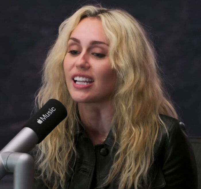 Miley Cyrus Infuriates Fans Again With Another “Elitist” Announcement Just Weeks After Name Change Miley Cyrus Infuriates Fans Again With Another “Elitist” Announcement Just Weeks After Name Change