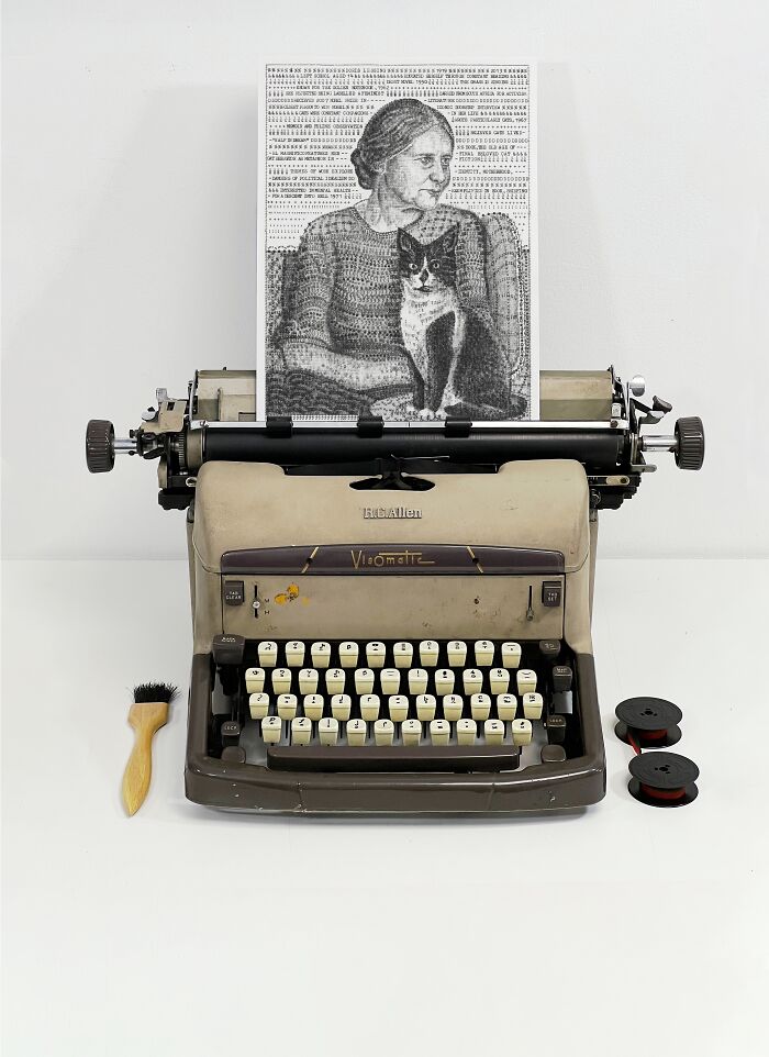 Typewriter Art Where Thousands Of Keystrokes Become Landmarks And Portraits By James Cook (25 Pics) Typewriter Art Where Thousands Of Keystrokes Become Landmarks And Portraits By James Cook (25 Pics)