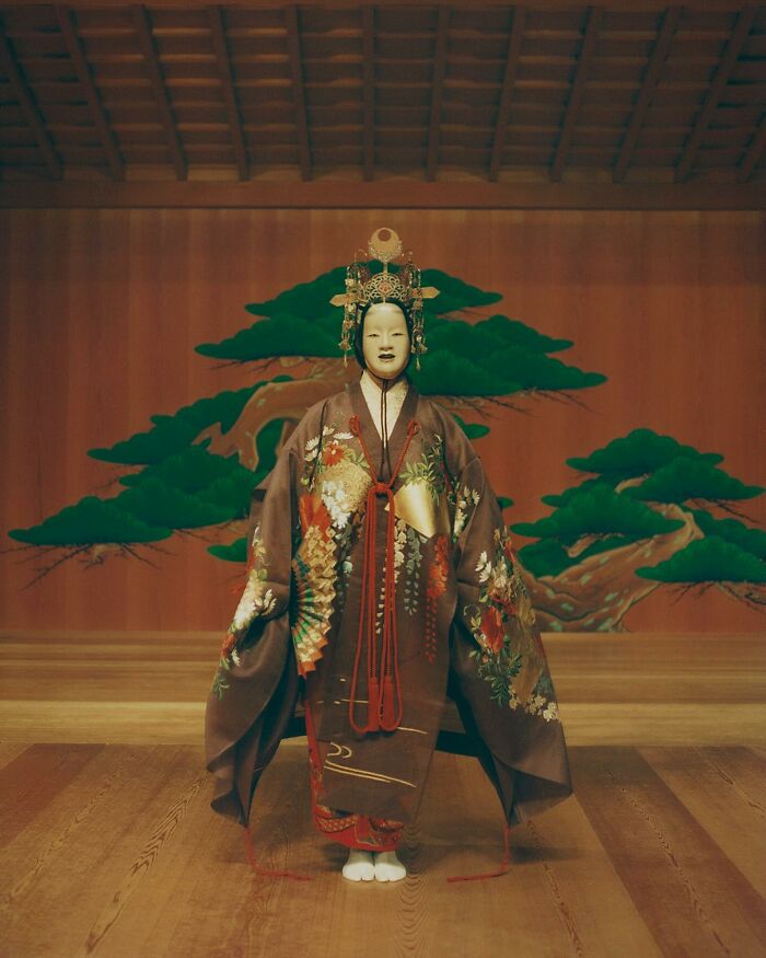 21 Haunting Photos By Yuji Watanabe That Mix Folklore, Fantasy, And The Human Form 21 Haunting Photos By Yuji Watanabe That Mix Folklore, Fantasy, And The Human Form