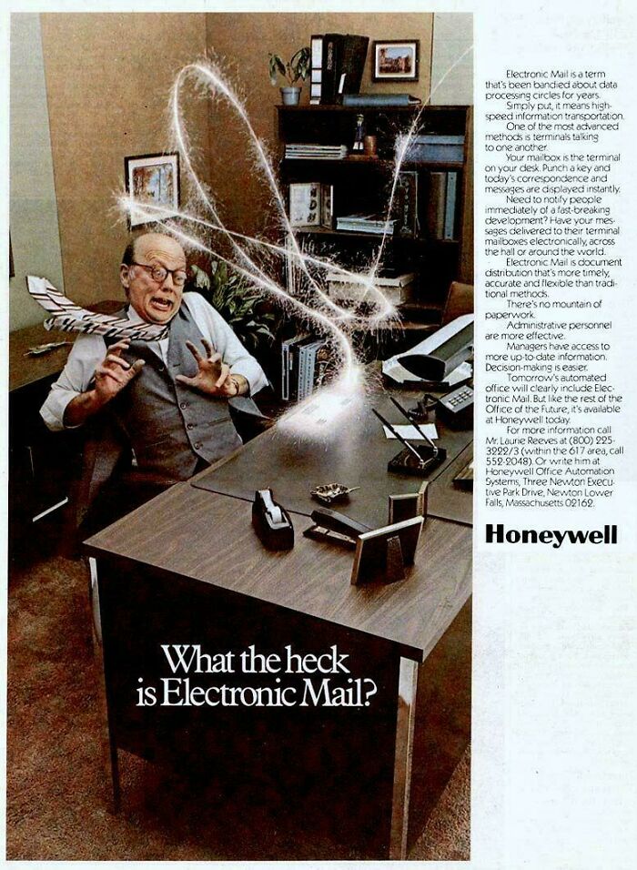 70 Retrofuturistic Images That Show How People In The Past Imagined The Future (New Pics)