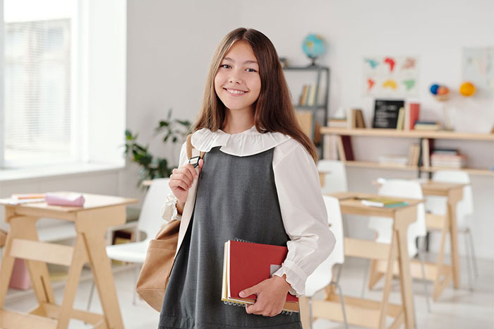 Student Finds A Perfect Way To Drive Her Teacher Crazy After Making Her Life Miserable