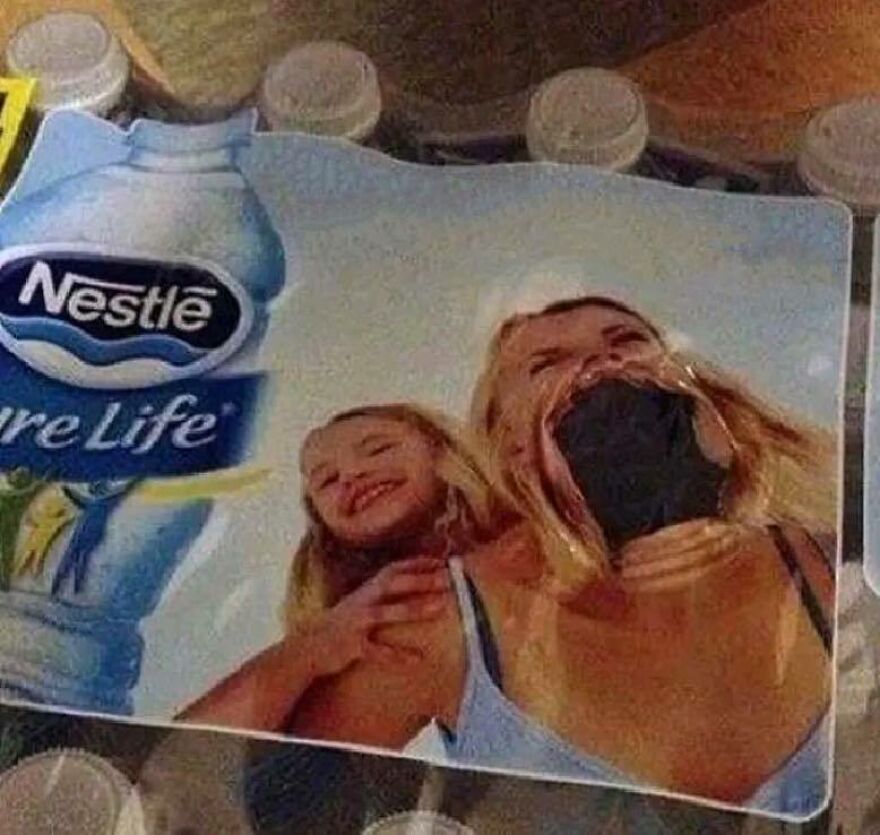 69 Chaotic, Uncomfortable, And Disturbing Pics To Make You Doubt Your Own Or Someone Else&rsquo;s Sanity