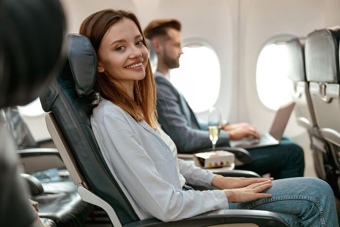 45 Pure Nightmare Seatmate Stories From People Who Completely Lost The Airline Seating Lottery 45 Pure Nightmare Seatmate Stories From People Who Completely Lost The Airline Seating Lottery