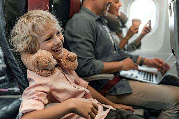 45 Pure Nightmare Seatmate Stories From People Who Completely Lost The Airline Seating Lottery 45 Pure Nightmare Seatmate Stories From People Who Completely Lost The Airline Seating Lottery