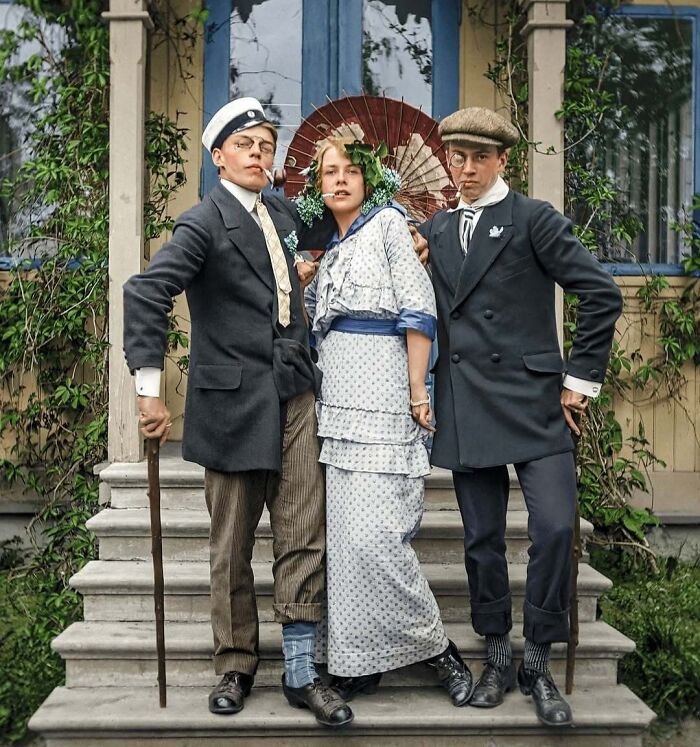 80 Stunning Historical Colorized Photos That Make The Past Days Come To Life 80 Stunning Historical Colorized Photos That Make The Past Days Come To Life