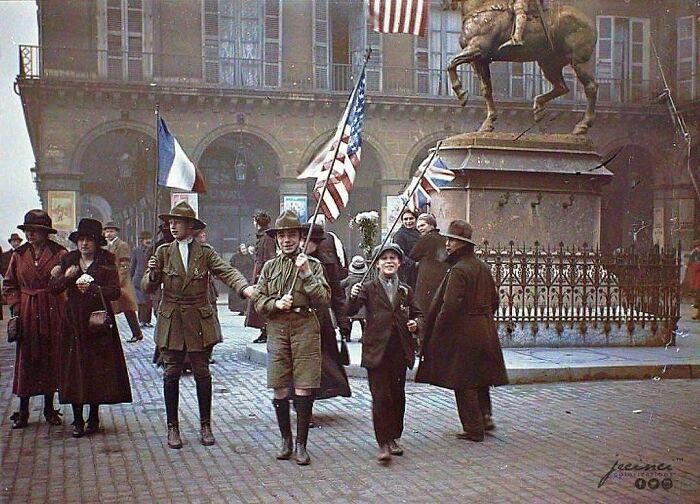 80 Stunning Historical Colorized Photos That Make The Past Days Come To Life 80 Stunning Historical Colorized Photos That Make The Past Days Come To Life