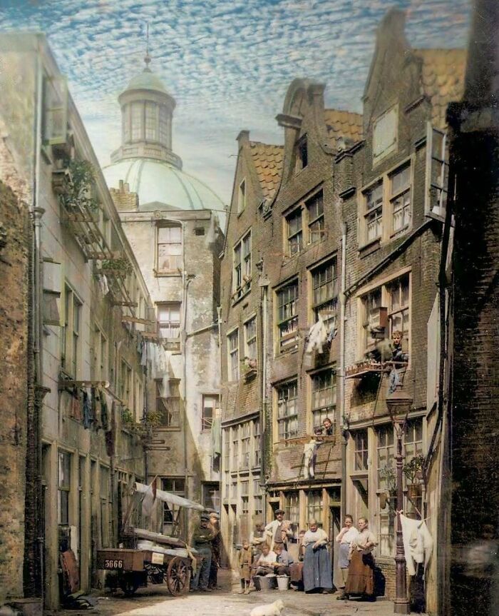 80 Stunning Historical Colorized Photos That Make The Past Days Come To Life 80 Stunning Historical Colorized Photos That Make The Past Days Come To Life