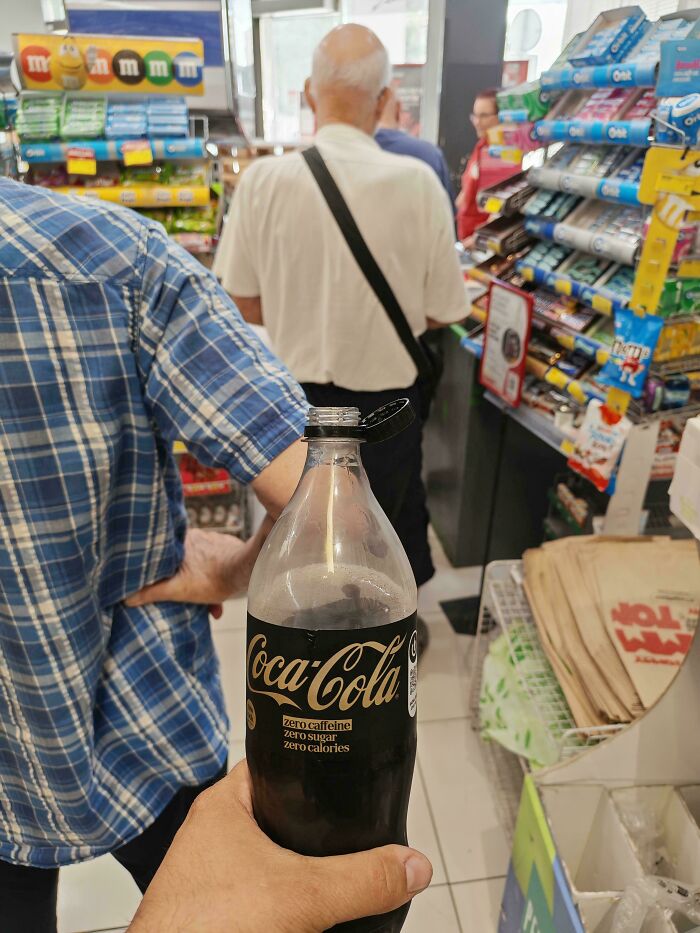 64 Complex Moral Scenarios That Forced The Internet To Question Who Was Truly In The Wrong