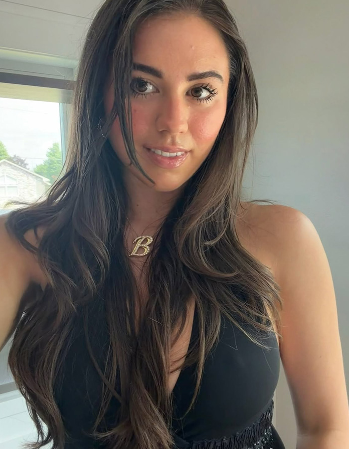 29-Year-Old Tech Exec Shares Her Dating &lsquo;Non-Negotiables,&rsquo; Internet Has A Field Day
