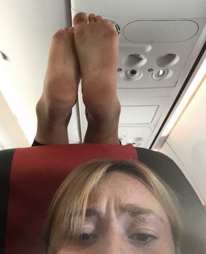 54 Plane Passengers Who Made A Few Hours In The Air Feel Like A Life Sentence 54 Plane Passengers Who Made A Few Hours In The Air Feel Like A Life Sentence