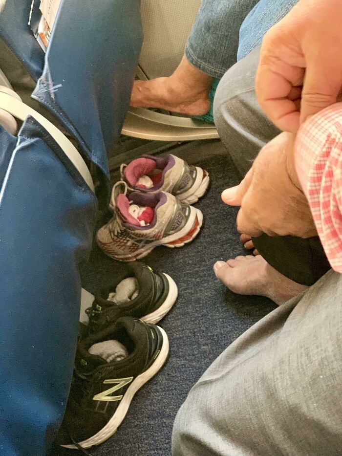 54 Plane Passengers Who Made A Few Hours In The Air Feel Like A Life Sentence 54 Plane Passengers Who Made A Few Hours In The Air Feel Like A Life Sentence