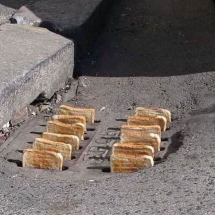 89 Pics That Might Make You Stop Scrolling Just To Figure Out What&rsquo;s Going On