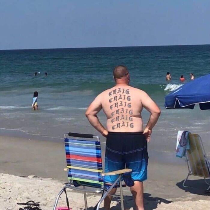 89 Pics That Might Make You Stop Scrolling Just To Figure Out What&rsquo;s Going On