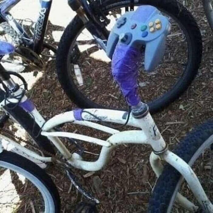 89 Pics That Might Make You Stop Scrolling Just To Figure Out What&rsquo;s Going On