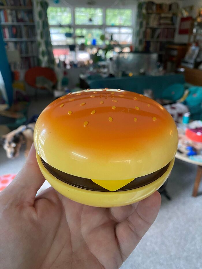 70 Thrift Store Hauls That People Are Incredibly Proud Of After Spending Such A Long Time Searching