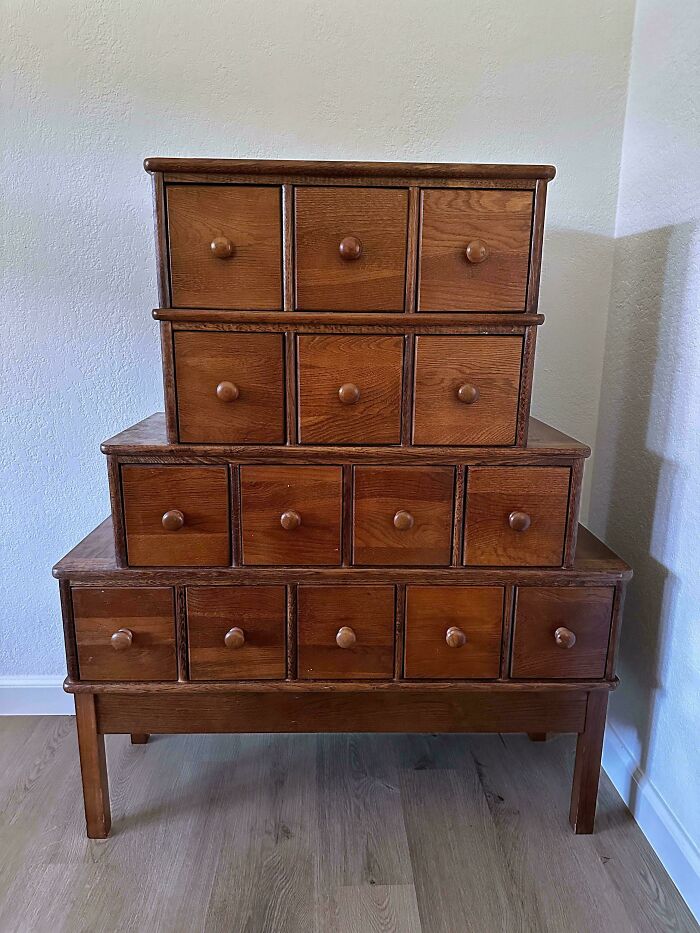 70 Thrift Store Hauls That People Are Incredibly Proud Of After Spending Such A Long Time Searching