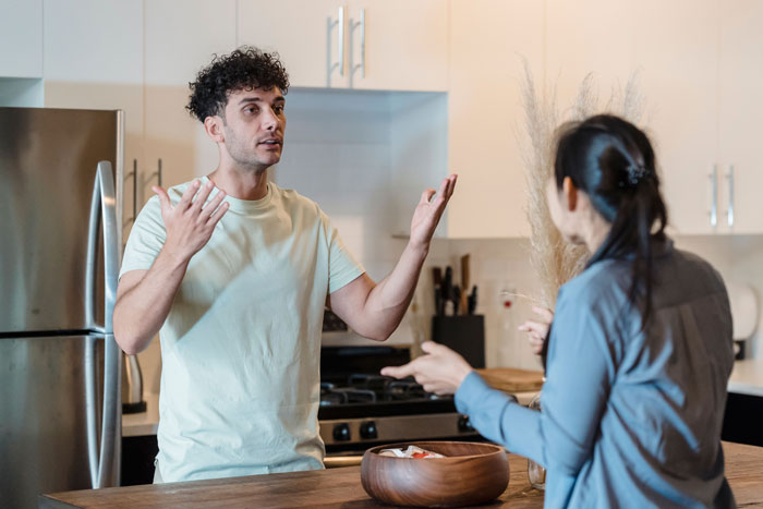 Wife Asks Husband To Take A Day Off Work For Her Surgery, He Refuses, Saying It’s Not An Emergency