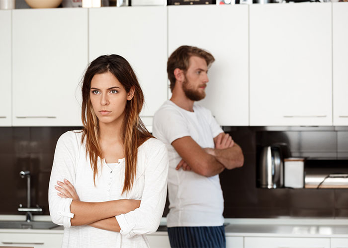 Wife Wants To Come Before Hubby’s Sick Mom, Her Ultimatum Makes Him Question The Entire Marriage Wife Wants To Come Before Hubby’s Sick Mom, Her Ultimatum Makes Him Question The Entire Marriage