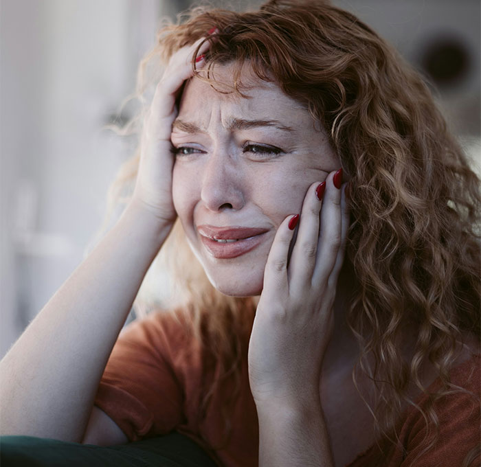Wife Wants To Come Before Hubby’s Sick Mom, Her Ultimatum Makes Him Question The Entire Marriage Wife Wants To Come Before Hubby’s Sick Mom, Her Ultimatum Makes Him Question The Entire Marriage