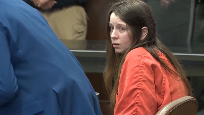 Ohio ‘House Of Horrors’ Mom Of 16 Sparks Pregnancy Speculation After Latest Court Appearance Ohio ‘House Of Horrors’ Mom Of 16 Sparks Pregnancy Speculation After Latest Court Appearance
