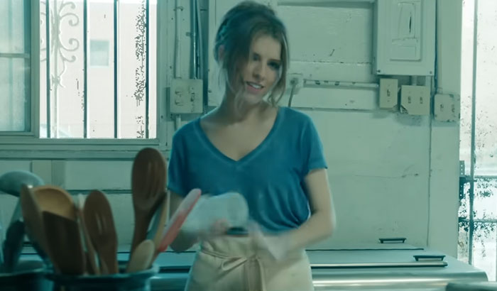 80 Times Celebrities Turned Up At Ordinary People&rsquo;s Homes And Left Them With A Story To Tell