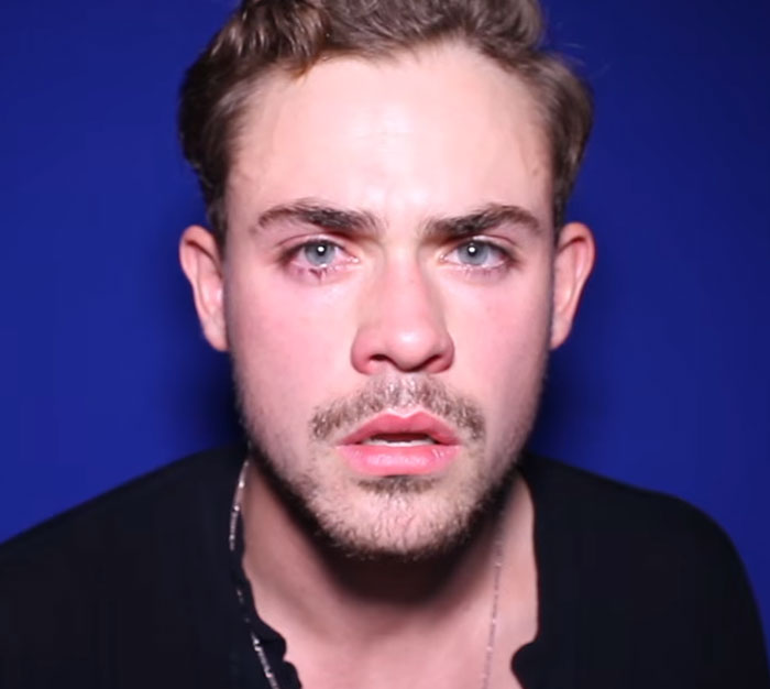 80 Times Celebrities Turned Up At Ordinary People&rsquo;s Homes And Left Them With A Story To Tell