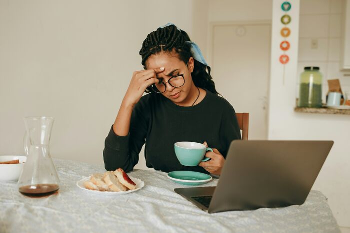 “Since AI Blew Up, My Job Became Defunct”: 54 Unemployed People Expose How Bad The Job Market Is