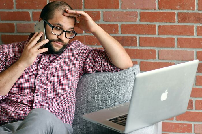 “Since AI Blew Up, My Job Became Defunct”: 54 Unemployed People Expose How Bad The Job Market Is