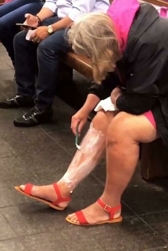 74 Examples Of Completely Wild Public Transport Interactions That Might Make You Buy A Car 74 Examples Of Completely Wild Public Transport Interactions That Might Make You Buy A Car