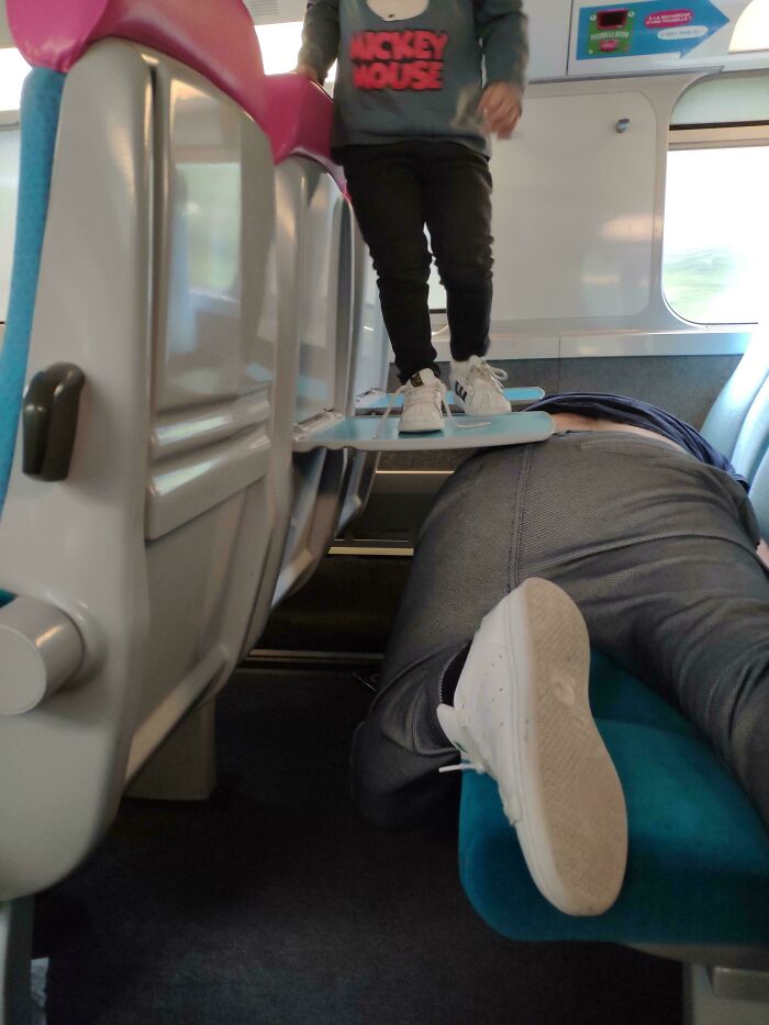 74 Examples Of Completely Wild Public Transport Interactions That Might Make You Buy A Car 74 Examples Of Completely Wild Public Transport Interactions That Might Make You Buy A Car