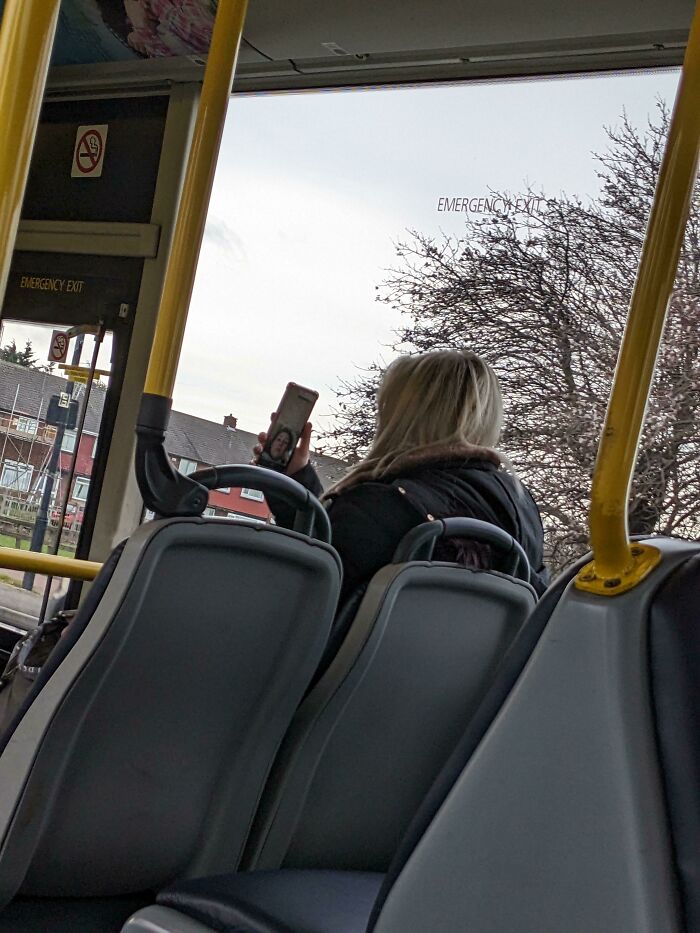 74 Examples Of Completely Wild Public Transport Interactions That Might Make You Buy A Car 74 Examples Of Completely Wild Public Transport Interactions That Might Make You Buy A Car
