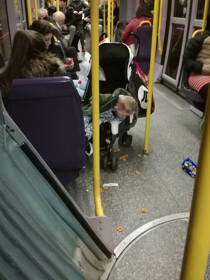 74 Examples Of Completely Wild Public Transport Interactions That Might Make You Buy A Car 74 Examples Of Completely Wild Public Transport Interactions That Might Make You Buy A Car