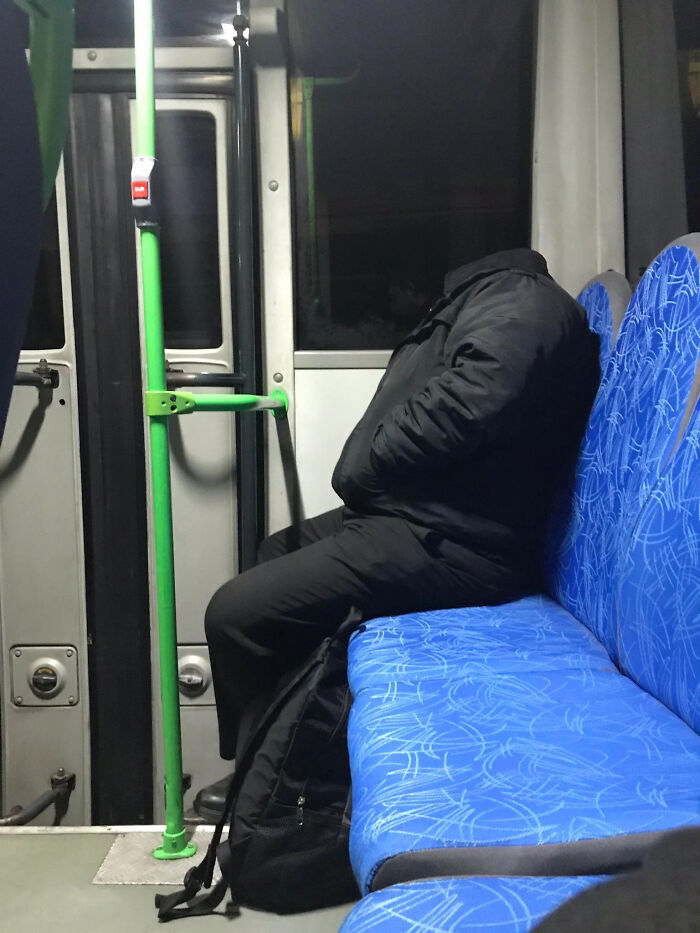 74 Examples Of Completely Wild Public Transport Interactions That Might Make You Buy A Car 74 Examples Of Completely Wild Public Transport Interactions That Might Make You Buy A Car