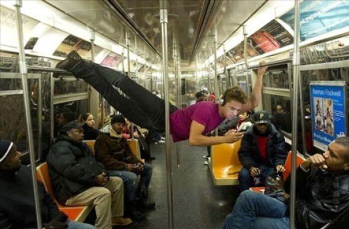 74 Examples Of Completely Wild Public Transport Interactions That Might Make You Buy A Car 74 Examples Of Completely Wild Public Transport Interactions That Might Make You Buy A Car