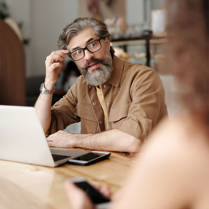 Creepy Coworker Won’t Take A Hint, Takes It Way Too Far In The Office Kitchen