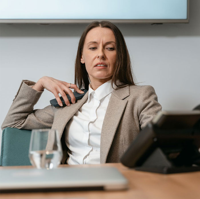 Creepy Coworker Won’t Take A Hint, Takes It Way Too Far In The Office Kitchen